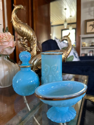 1950s 3-Piece Avon dresser set with candle 3 in blue 1950s 3-Piece Avon dresser set with candle 3 in blue